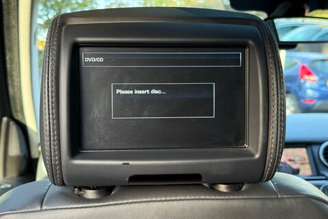 Land Rover Discovery SDV6 LANDMARK - REAR ENTERTAINMENT - PAN ROOF -DIGITAL TV - TOWBAR 33