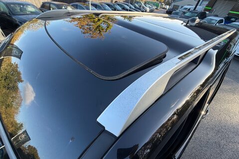 Land Rover Discovery SDV6 LANDMARK - REAR ENTERTAINMENT - PAN ROOF -DIGITAL TV - TOWBAR 19