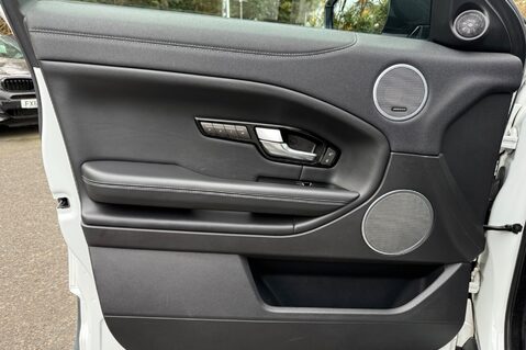 Land Rover Range Rover Evoque TD4 HSE DYNAMIC -REAR ENTERTAINMENT -BLACK PACK -PAN ROOF -TOWBAR -MOT JULY 27