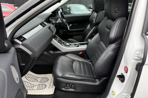 Land Rover Range Rover Evoque TD4 HSE DYNAMIC -REAR ENTERTAINMENT -BLACK PACK -PAN ROOF -TOWBAR -MOT JULY 25