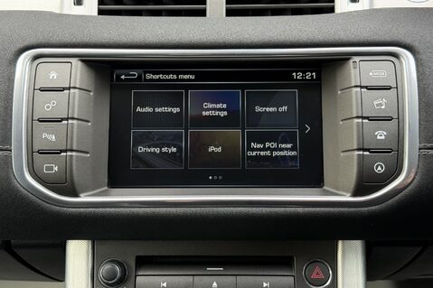 Land Rover Range Rover Evoque TD4 HSE DYNAMIC -REAR ENTERTAINMENT -BLACK PACK -PAN ROOF -TOWBAR -MOT JULY 60