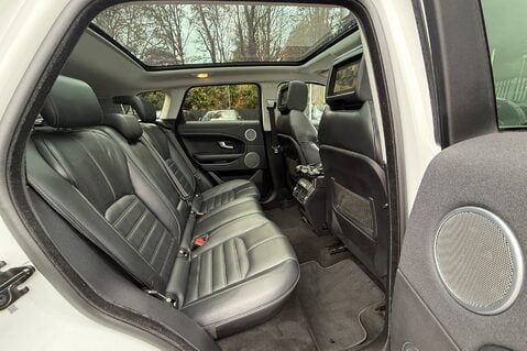 Land Rover Range Rover Evoque TD4 HSE DYNAMIC -REAR ENTERTAINMENT -BLACK PACK -PAN ROOF -TOWBAR -MOT JULY 34