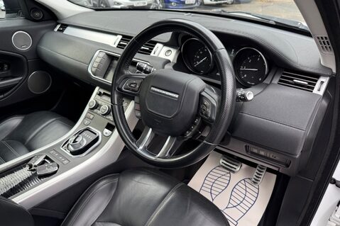 Land Rover Range Rover Evoque TD4 HSE DYNAMIC -REAR ENTERTAINMENT -BLACK PACK -PAN ROOF -TOWBAR -MOT JULY 40