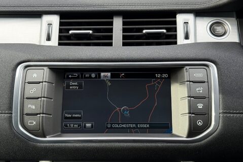 Land Rover Range Rover Evoque TD4 HSE DYNAMIC -REAR ENTERTAINMENT -BLACK PACK -PAN ROOF -TOWBAR -MOT JULY 57