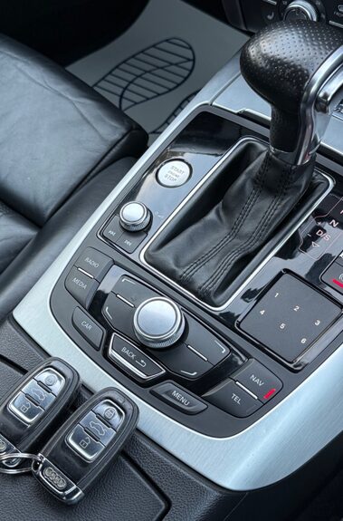 Audi A7 TFSI QUATTRO S LINE -RARE CAR -LANE/SIDE/HIGHBEAM ASSIST -MMI TOUCH - 