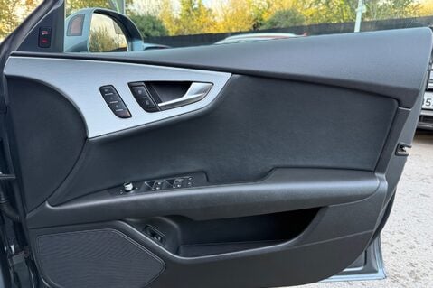 Audi A7 TFSI QUATTRO S LINE -RARE CAR -LANE/SIDE/HIGHBEAM ASSIST -MMI TOUCH - 35