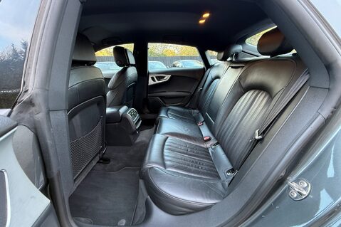 Audi A7 TFSI QUATTRO S LINE -RARE CAR -LANE/SIDE/HIGHBEAM ASSIST -MMI TOUCH - 25