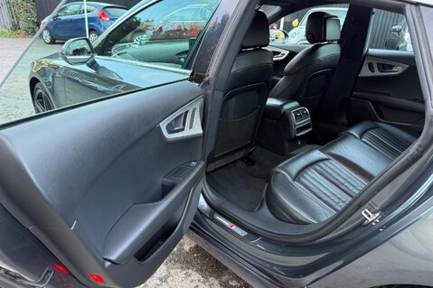 Audi A7 TFSI QUATTRO S LINE -RARE CAR -LANE/SIDE/HIGHBEAM ASSIST -MMI TOUCH - 26