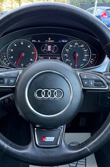 Audi A7 TFSI QUATTRO S LINE -RARE CAR -LANE/SIDE/HIGHBEAM ASSIST -MMI TOUCH - 