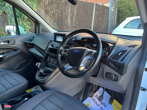 Ford Transit Connect 200 LIMITED TDCI 19