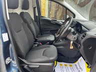 Ford Transit Courier SPORT TDCI 20