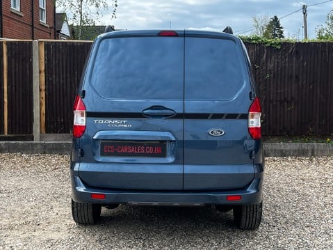 Ford Transit Courier SPORT TDCI 15