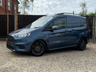 Ford Transit Courier SPORT TDCI 10