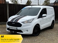 Ford Transit Connect 200 LIMITED TDCI 1