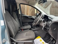 Ford Transit Courier LIMITED 16