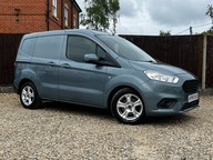 Ford Transit Courier LIMITED 5