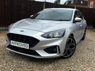 Ford Focus ST-LINE X 14