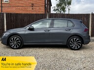 Volkswagen Golf LIFE TSI 1