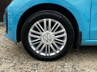 Volkswagen Up MOVE UP 18