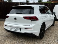 Volkswagen Golf LIFE TSI 12