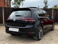 Volkswagen Golf R 14