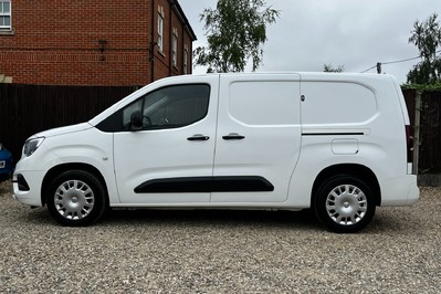 Vauxhall Combo L2H1 2300 SPORTIVE S/S