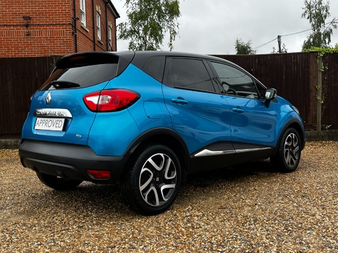 Renault Captur DYNAMIQUE S NAV TCE 8