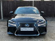 Lexus Is 300H 3