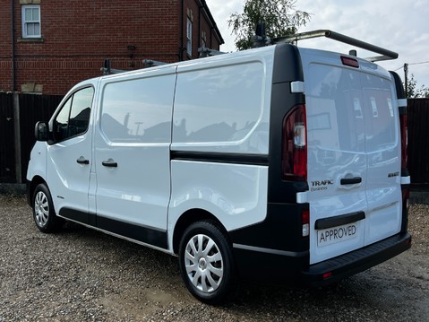 Renault Trafic SL27 BUSINESS DCI 9