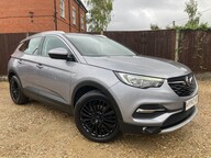 Vauxhall Grandland X TECH LINE NAV S/S 3