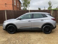 Vauxhall Grandland X TECH LINE NAV S/S 11