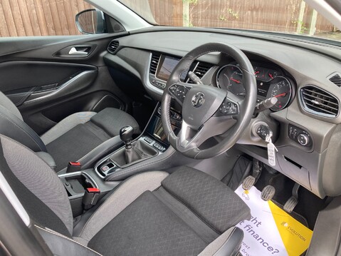 Vauxhall Grandland X TECH LINE NAV S/S 26