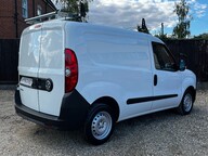 Vauxhall Combo L1H1 2000 CDTI 5