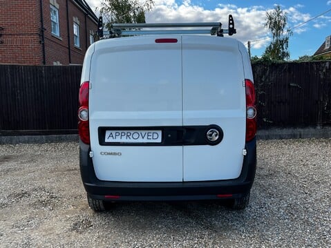 Vauxhall Combo L1H1 2000 CDTI 6