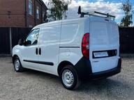 Vauxhall Combo L1H1 2000 CDTI 7