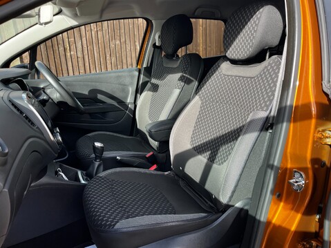 Renault Captur DYNAMIQUE S NAV TCE 20