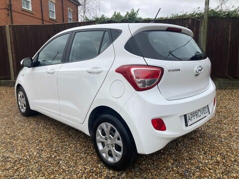 Hyundai i10 SE 17