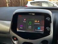 Toyota Aygo VVT-I X-PLAY 32