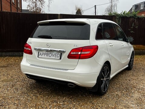 Mercedes-Benz B Class B180 CDI BLUEEFFICIENCY SPORT 13