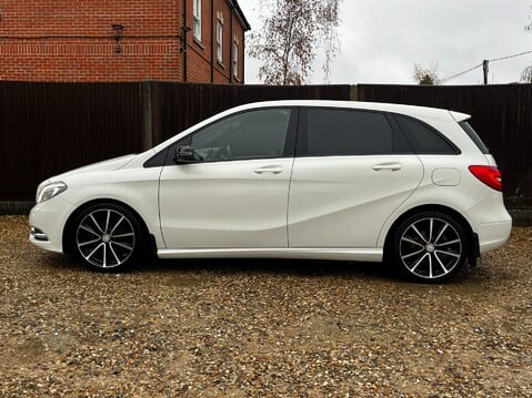 Mercedes-Benz B Class B180 CDI BLUEEFFICIENCY SPORT 6