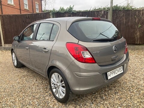 Vauxhall Corsa SE 16