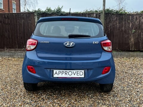 Hyundai i10 SE 8