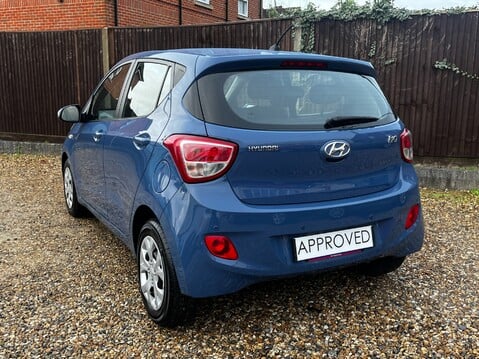 Hyundai i10 SE 13