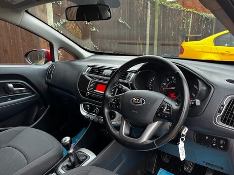 Kia Rio 2 22