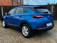 Vauxhall Grandland X SE S/S 9