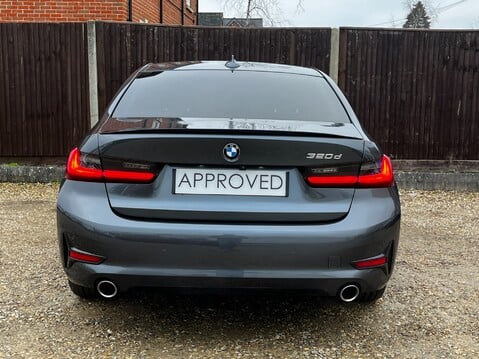 BMW 3 Series 320D SPORT 9