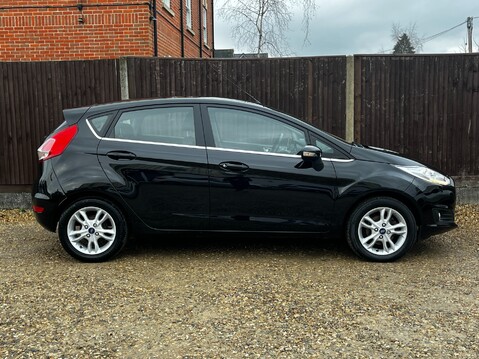 Ford Fiesta ZETEC 6