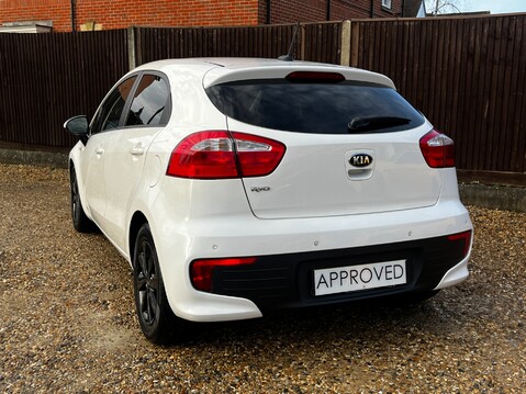 Kia Rio SR7 13