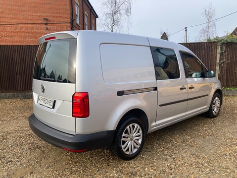 Volkswagen Caddy Maxi C20 TSI KOMBI 16