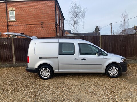 Volkswagen Caddy Maxi C20 TSI KOMBI 11